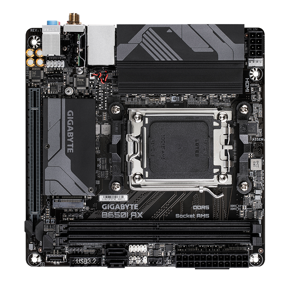 GIGABYTE B650I-AX 4