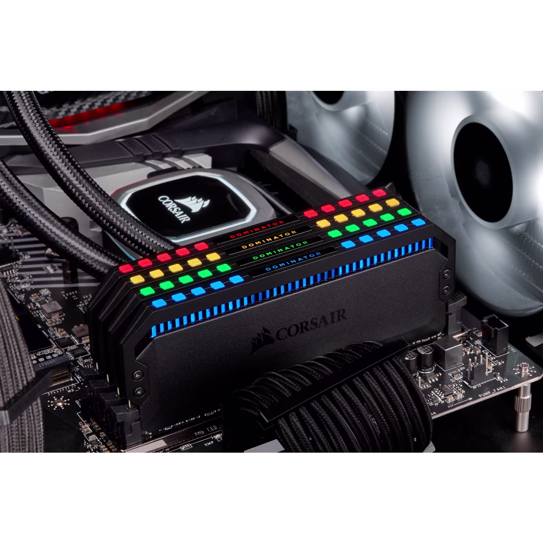 Corsair Dominator Platinum RGB 16GB (2x8GB) 3200MHz DDR4 Desktop Memory Kit - Black 4
